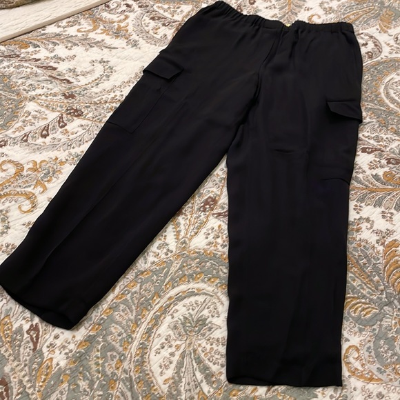 THEORY Silk Cargo Pants - Picture 8 of 10